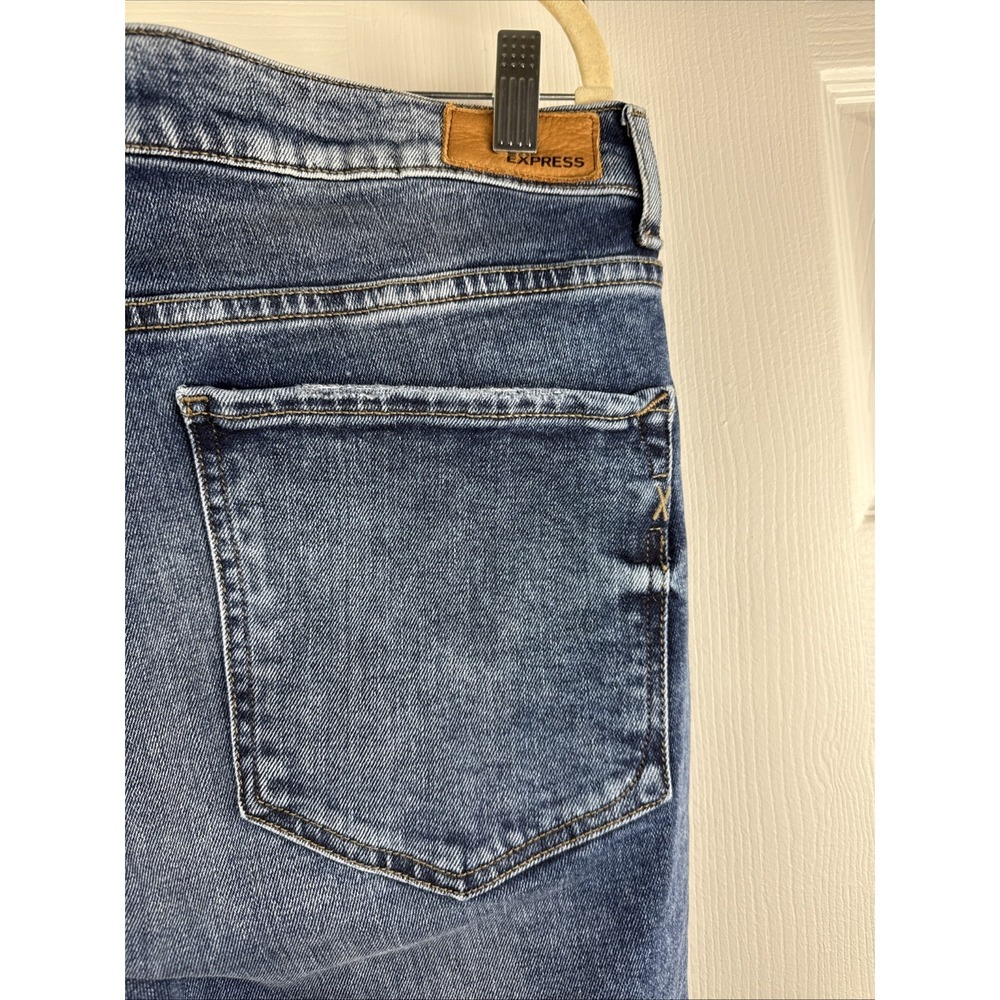 Express Jeans 12R Mom‎ Jean Super High Rise Medium Wash New NWT - Picture 6 of 10
